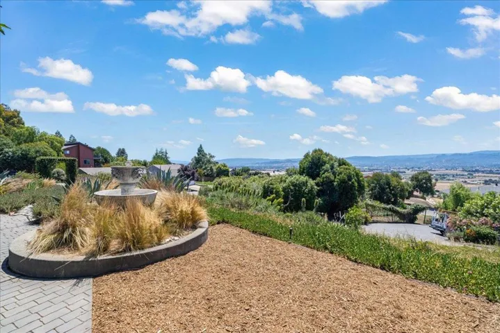 16580 Rustling Oak Court, Morgan Hill, California 95037