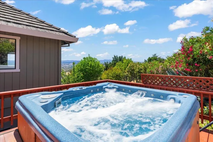 16580 Rustling Oak Court, Morgan Hill, California 95037