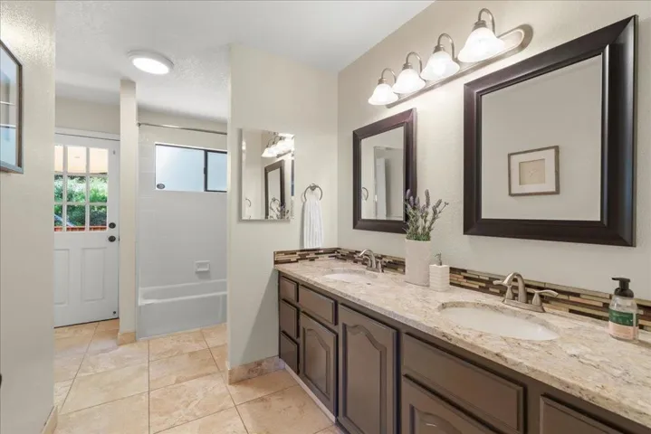 16580 Rustling Oak Court, Morgan Hill, California 95037