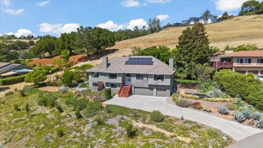 16580 Rustling Oak Court, Morgan Hill, California 95037