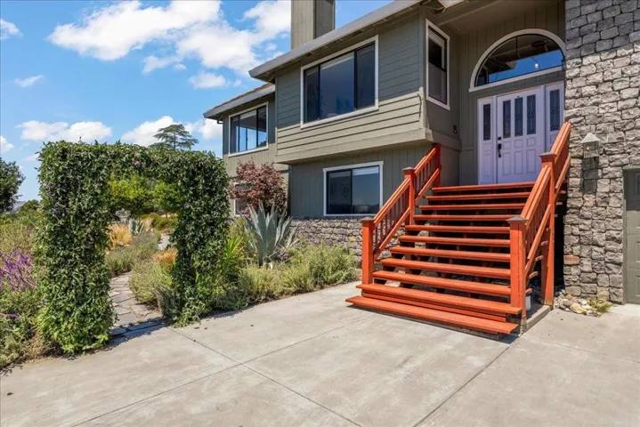 16580 Rustling Oak Court, Morgan Hill, California 95037