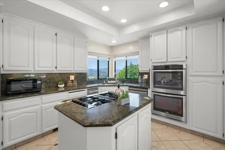 16580 Rustling Oak Court, Morgan Hill, California 95037