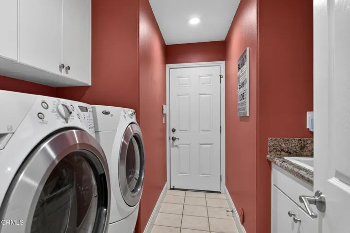 42-web-or-mls-UpmarketMedia_2023A-049