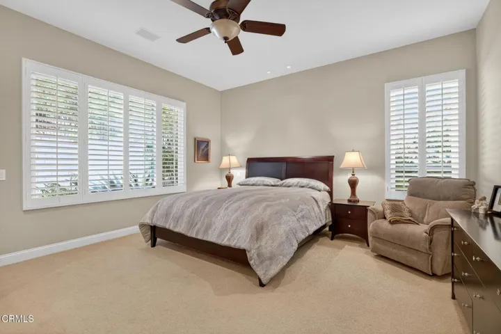 28-web-or-mls-UpmarketMedia_2023A-067
