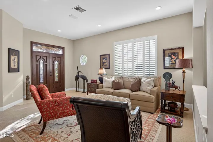 10-web-or-mls-UpmarketMedia_2023A-028