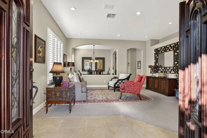 5-web-or-mls-UpmarketMedia_2023Arb-1