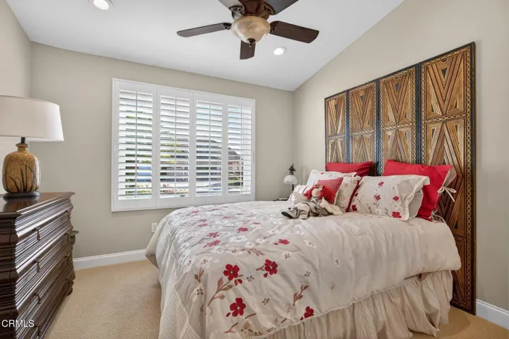 36-web-or-mls-UpmarketMedia_2023A-045
