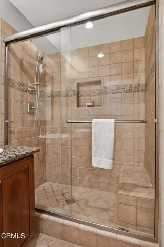 38-web-or-mls-UpmarketMedia_2023A-061 (2