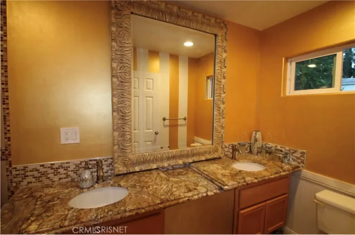 23777 Mulholland Hwy Spc 35, Calabasas, California 91302
