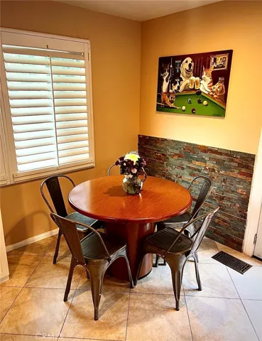 23777 Mulholland Hwy Spc 35, Calabasas, California 91302