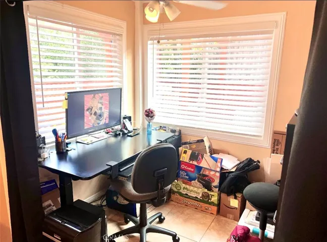 23777 Mulholland Hwy Spc 35, Calabasas, California 91302