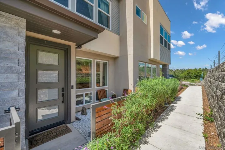 9161 Hala Way, San Diego, California 92126