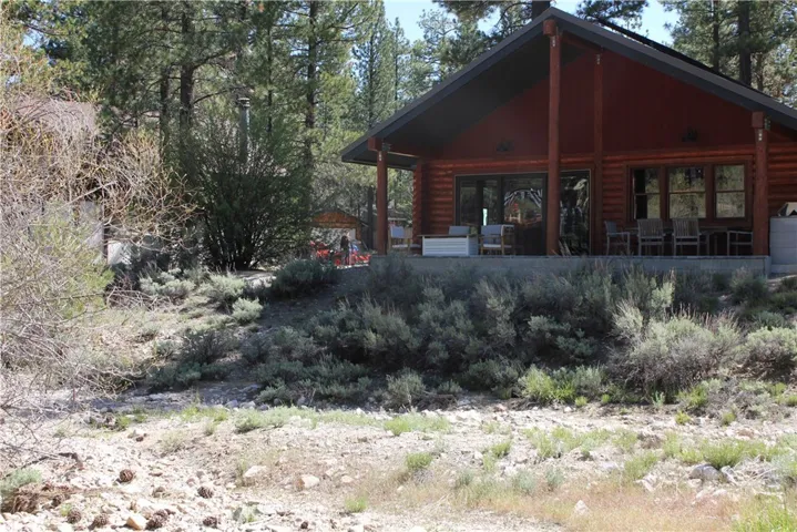 421 Bedford Court, Big Bear City, California 92314