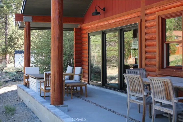 421 Bedford Court, Big Bear City, California 92314