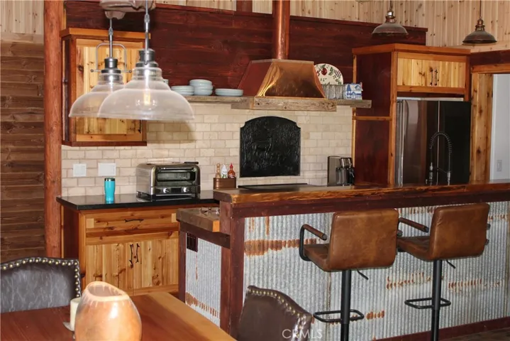 421 Bedford Court, Big Bear City, California 92314
