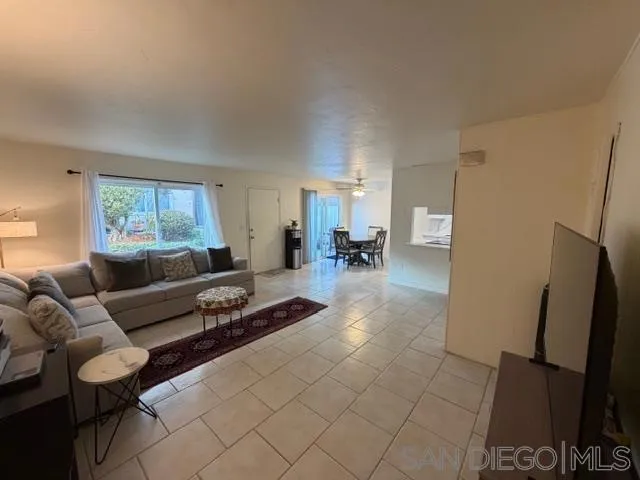 9838 Caminito Bolsa, San Diego, California 92129