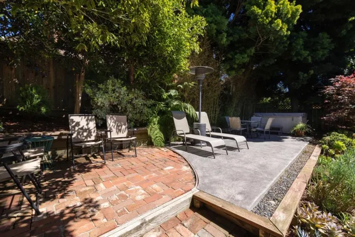 525 Clubhouse Drive, Aptos, California 95003