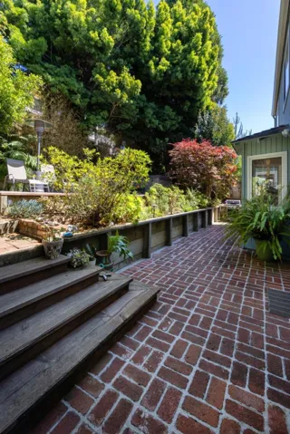 525 Clubhouse Drive, Aptos, California 95003