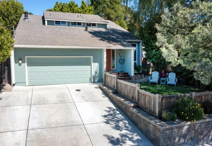 525 Clubhouse Drive, Aptos, California 95003
