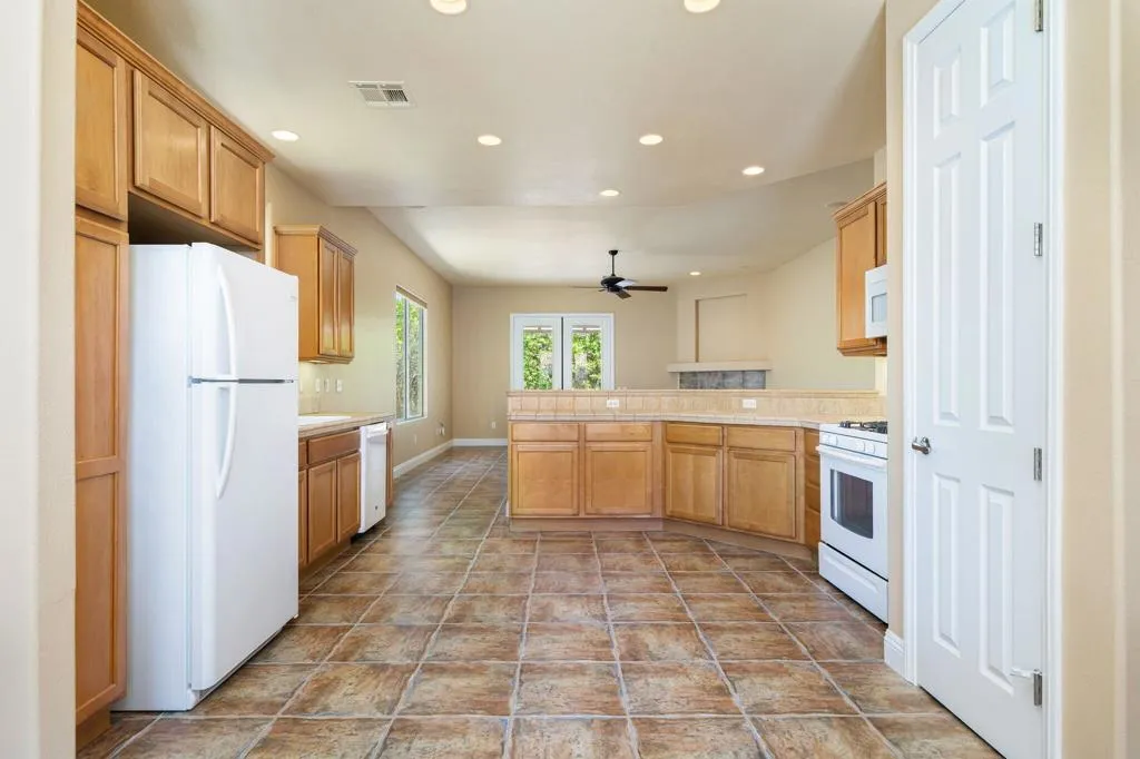 22-web-or-mls-RSObregon_OPMG_0526_022