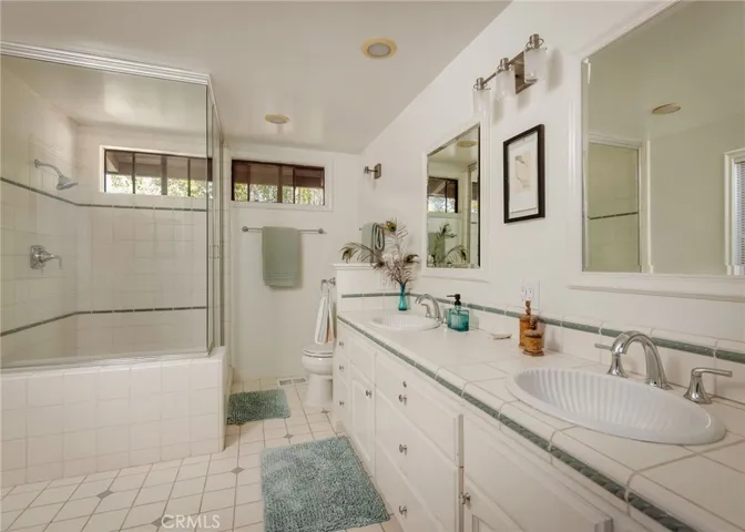Primary bath