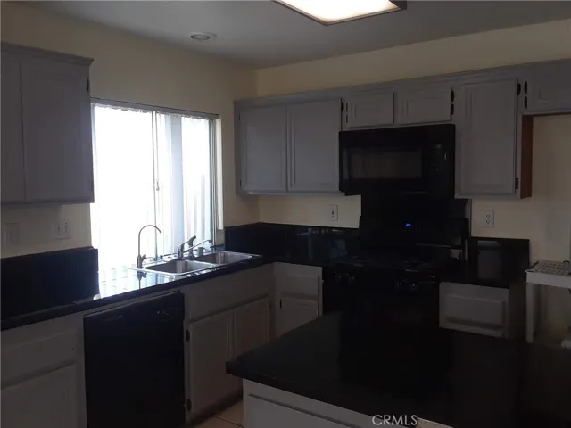 828 Greenwich Court, Hemet, California 92545
