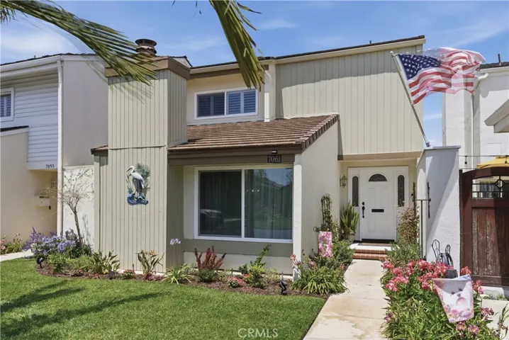 Welcome home, can you feel the ocean breeze?