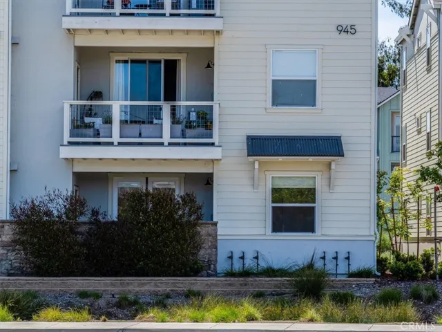 945 Madonna 103, San Luis Obispo, California 93405