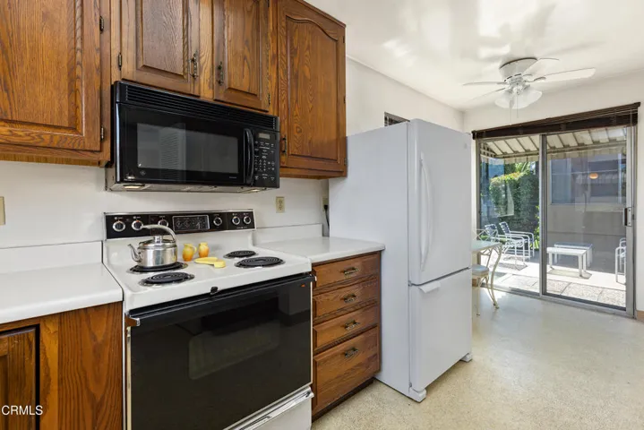 750 Arcadia-Kitchen