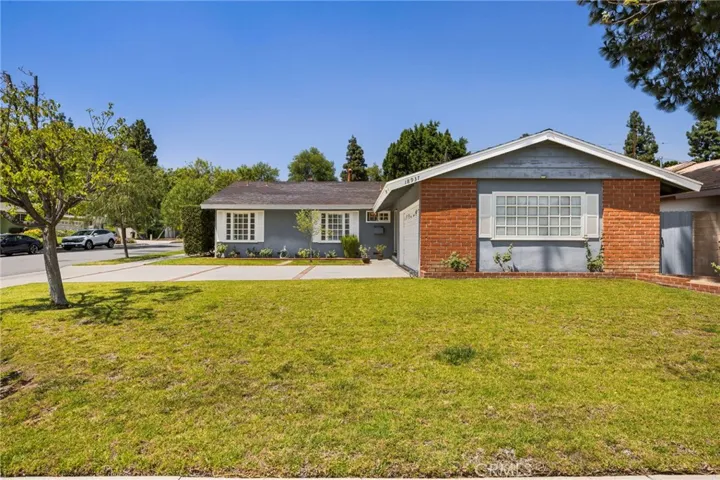 18937 Citronia, Northridge, California 91324