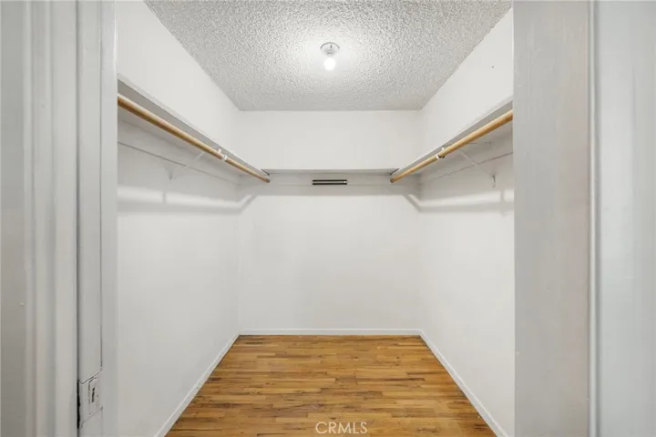 18937 Citronia, Northridge, California 91324