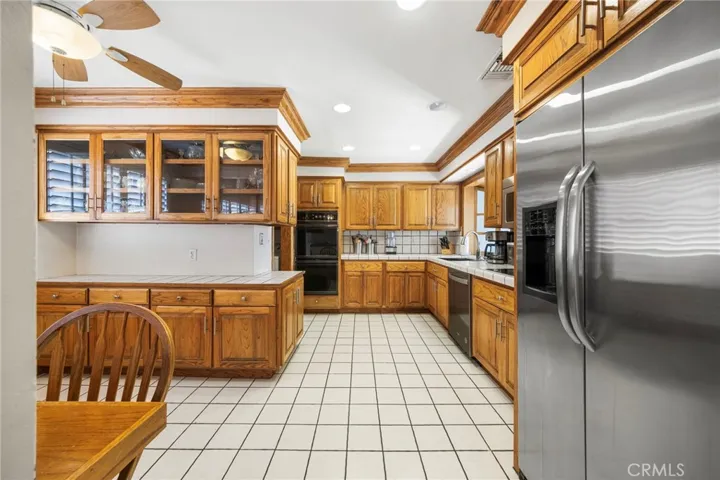 18937 Citronia, Northridge, California 91324