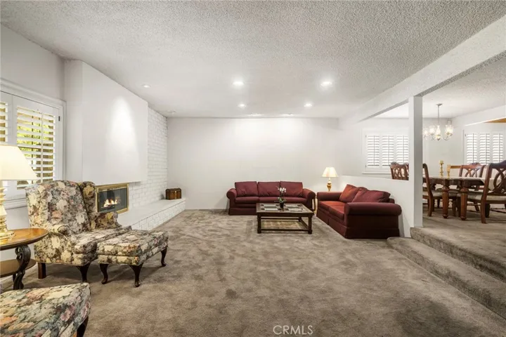 18937 Citronia, Northridge, California 91324