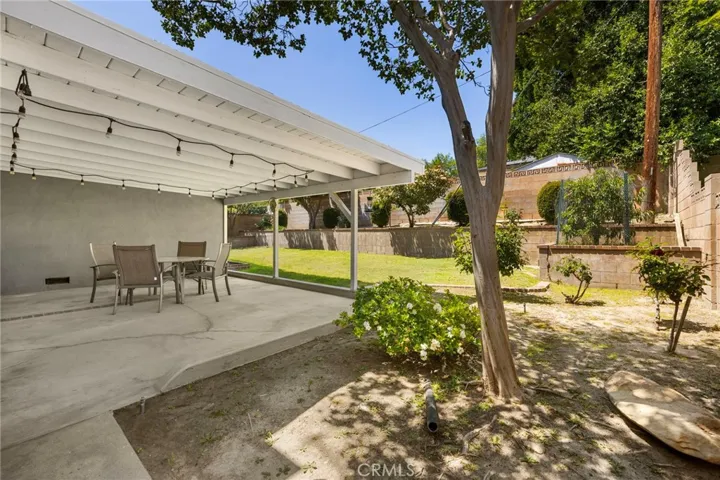 18937 Citronia, Northridge, California 91324