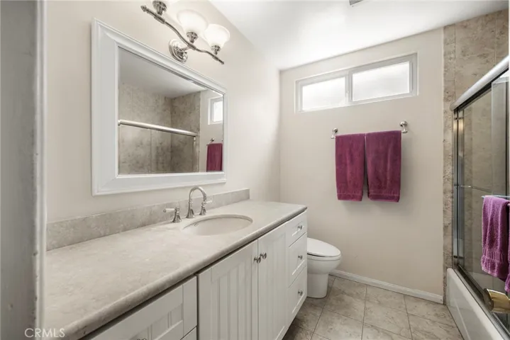 18937 Citronia, Northridge, California 91324