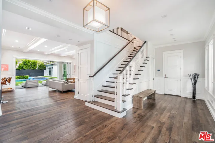 4800 Zelzah Avenue, Encino, California 91316