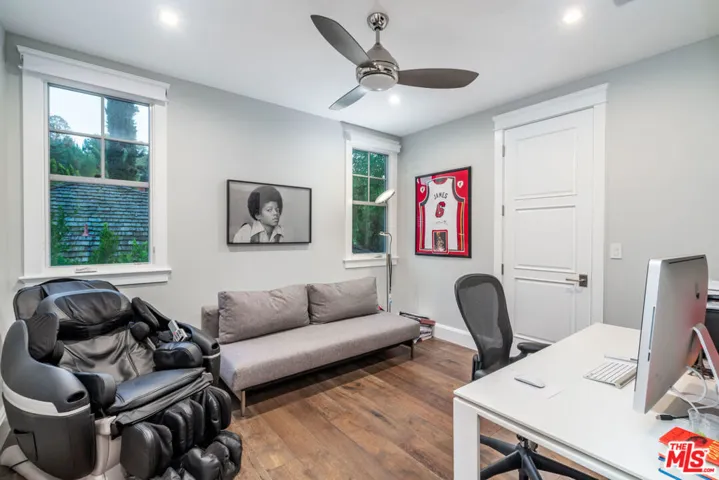 4800 Zelzah Avenue, Encino, California 91316