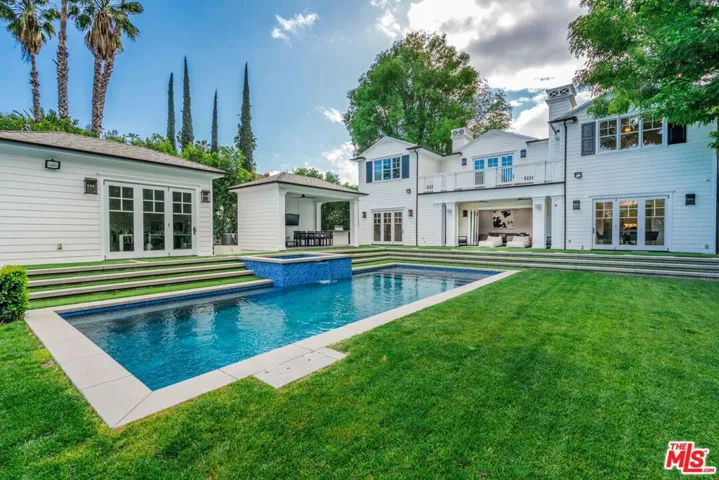 4800 Zelzah Avenue, Encino, California 91316