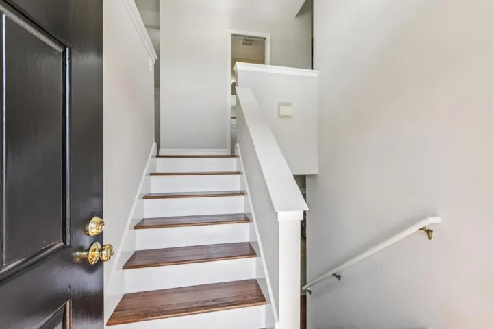 1077 Pearl Avenue, Moss Beach, California 94038