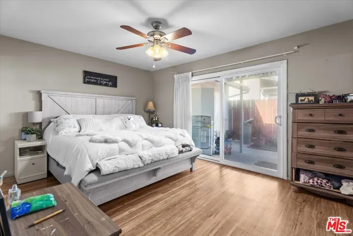26856 Avenue Of The Oaks, Newhall, California 91321