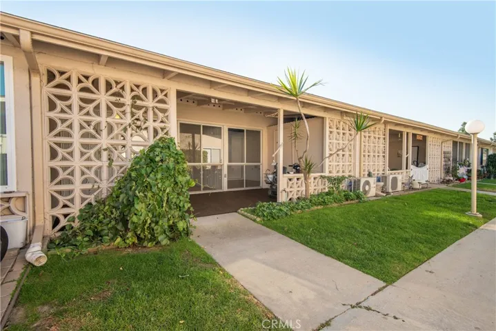 13741 Annandale Drive 18j, Seal Beach, California 90740