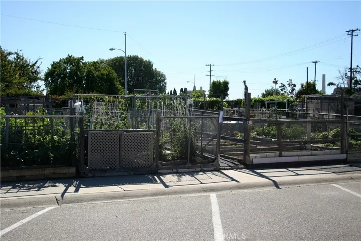 13741 Annandale Drive 18j, Seal Beach, California 90740