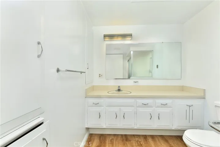 13741 Annandale Drive 18j, Seal Beach, California 90740