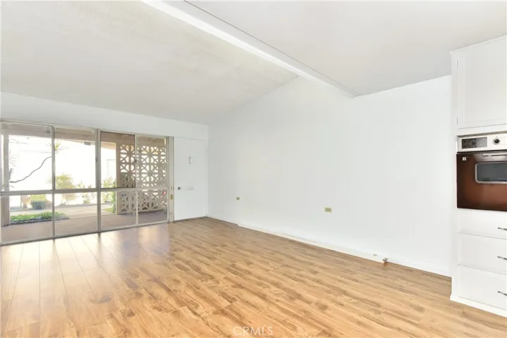 13741 Annandale Drive 18j, Seal Beach, California 90740