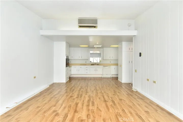 13741 Annandale Drive 18j, Seal Beach, California 90740