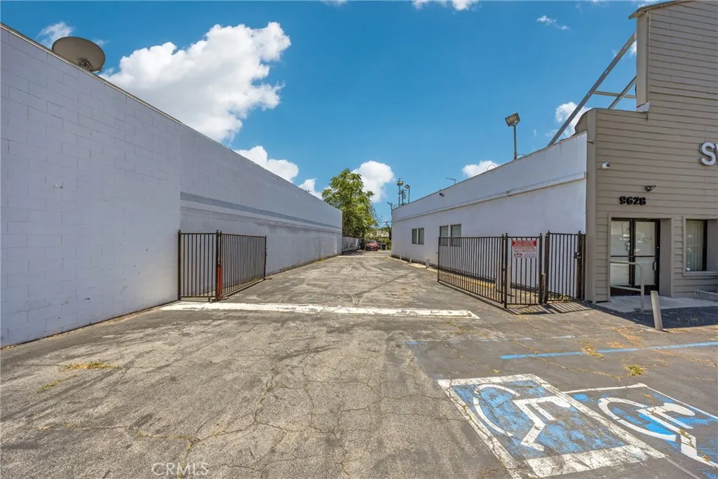 9628 Valley, Rosemead, California 91770 — photo 4