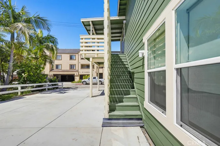 1017 Riverine Avenue 200, Santa Ana, California 92701