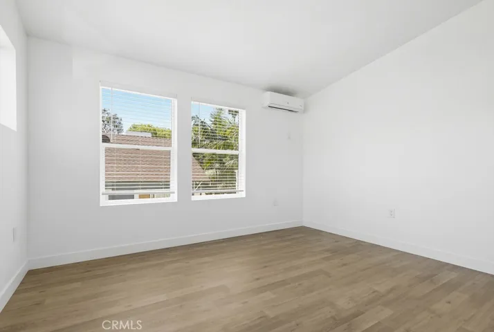 1017 Riverine Avenue 200, Santa Ana, California 92701