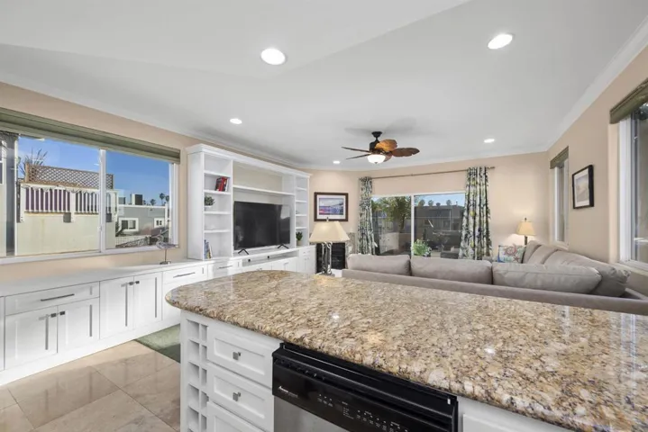 5123 Brighton Ave B, San Diego, California 92107