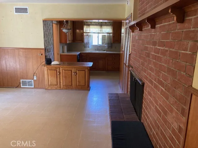 4948 Granada, Riverside, California 92504